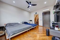 Flora Road (D17), Terrace #553421331